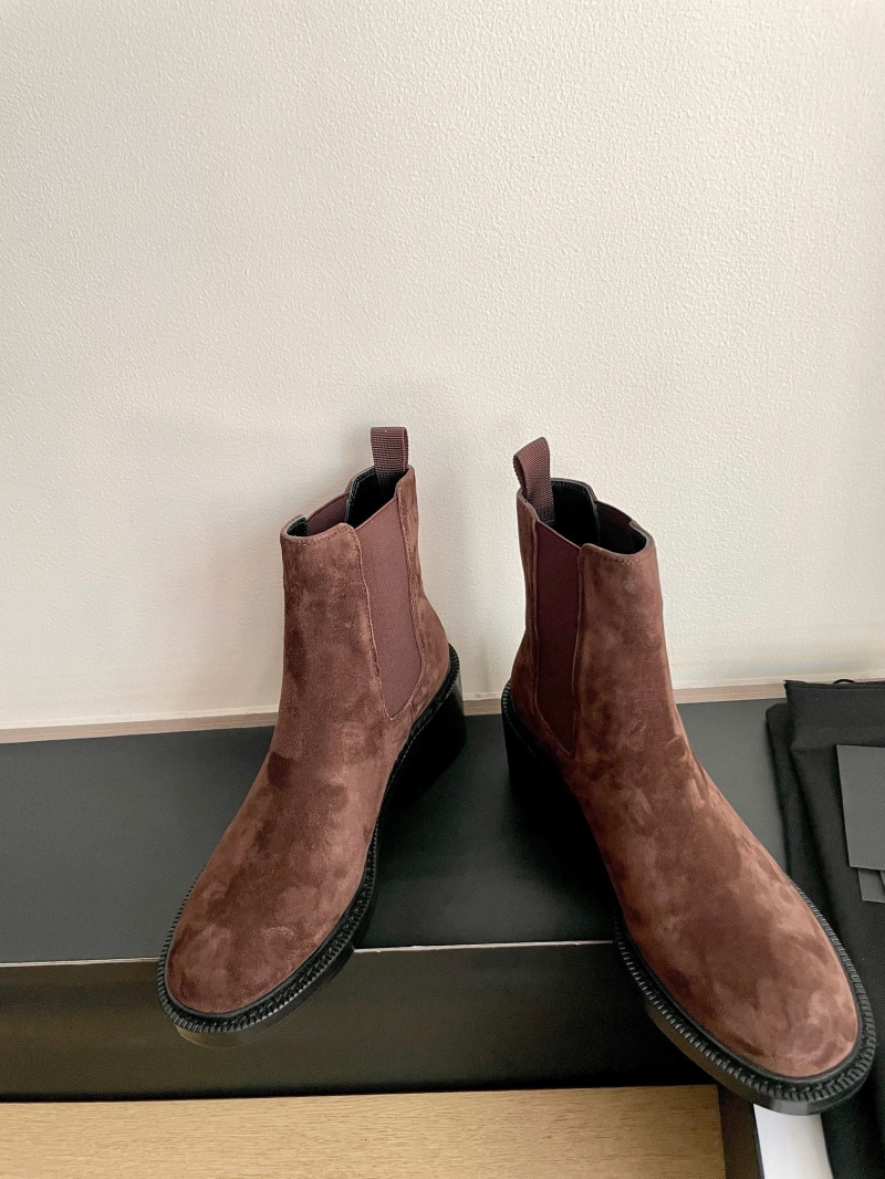 Y51 boots